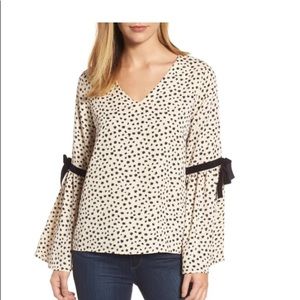 Halogen bell sleeve top